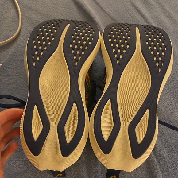 ASICS Women’s Skull Pattern Sneakers - Navy and Cream - Picture 3 of 4